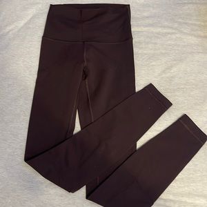 Burgundy Lululemon leggings (Like New)